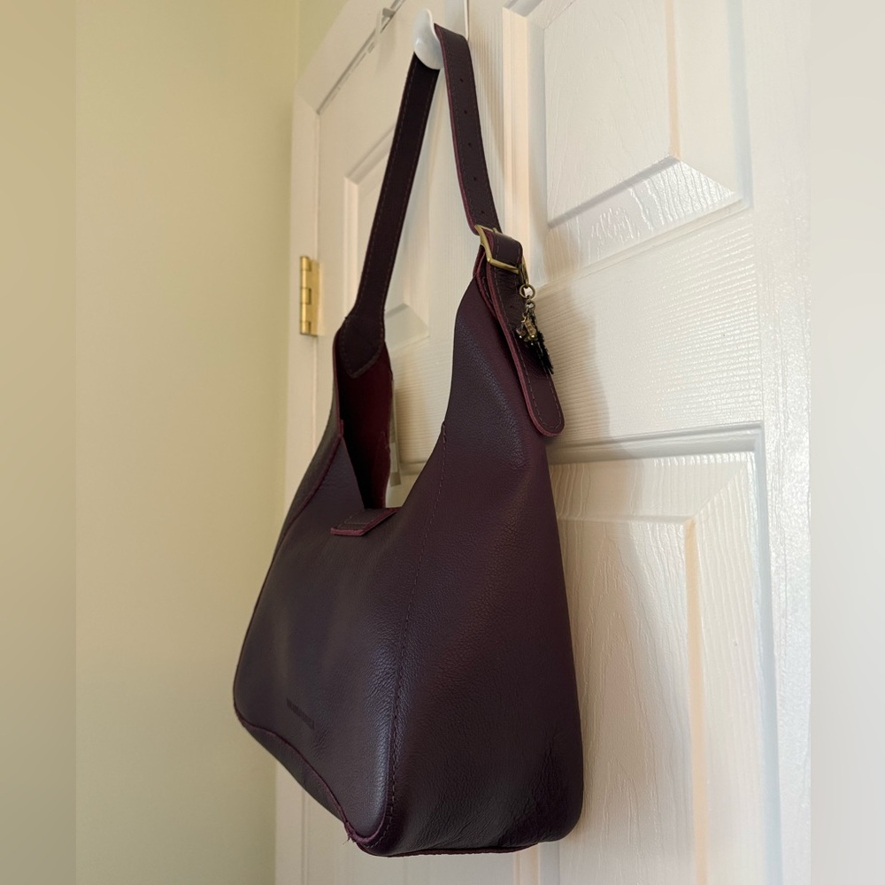 NWT Portland Leather Flora Shoulder Hobo Bag in Plum (NEW WITH TAGS) - Picture 8 of 12